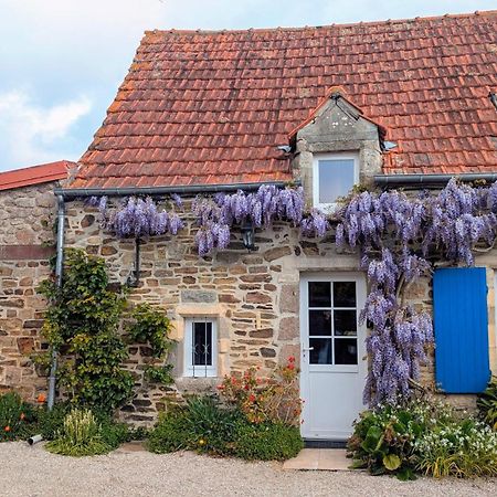 Quettehou Maison Normande Proche De La Mer Et Des Lieux Touristiques מראה חיצוני תמונה