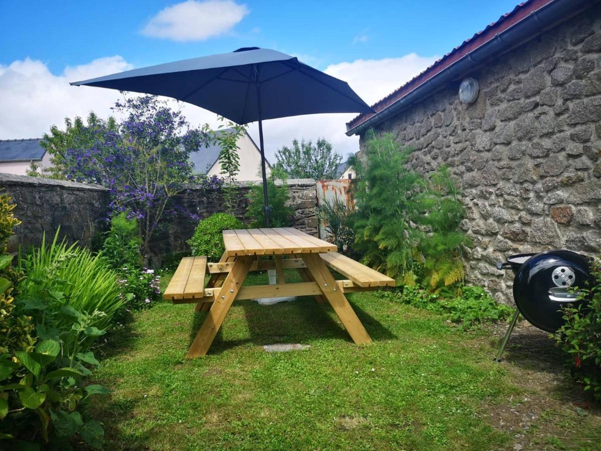 Quettehou Maison Normande Proche De La Mer Et Des Lieux Touristiques מראה חיצוני תמונה